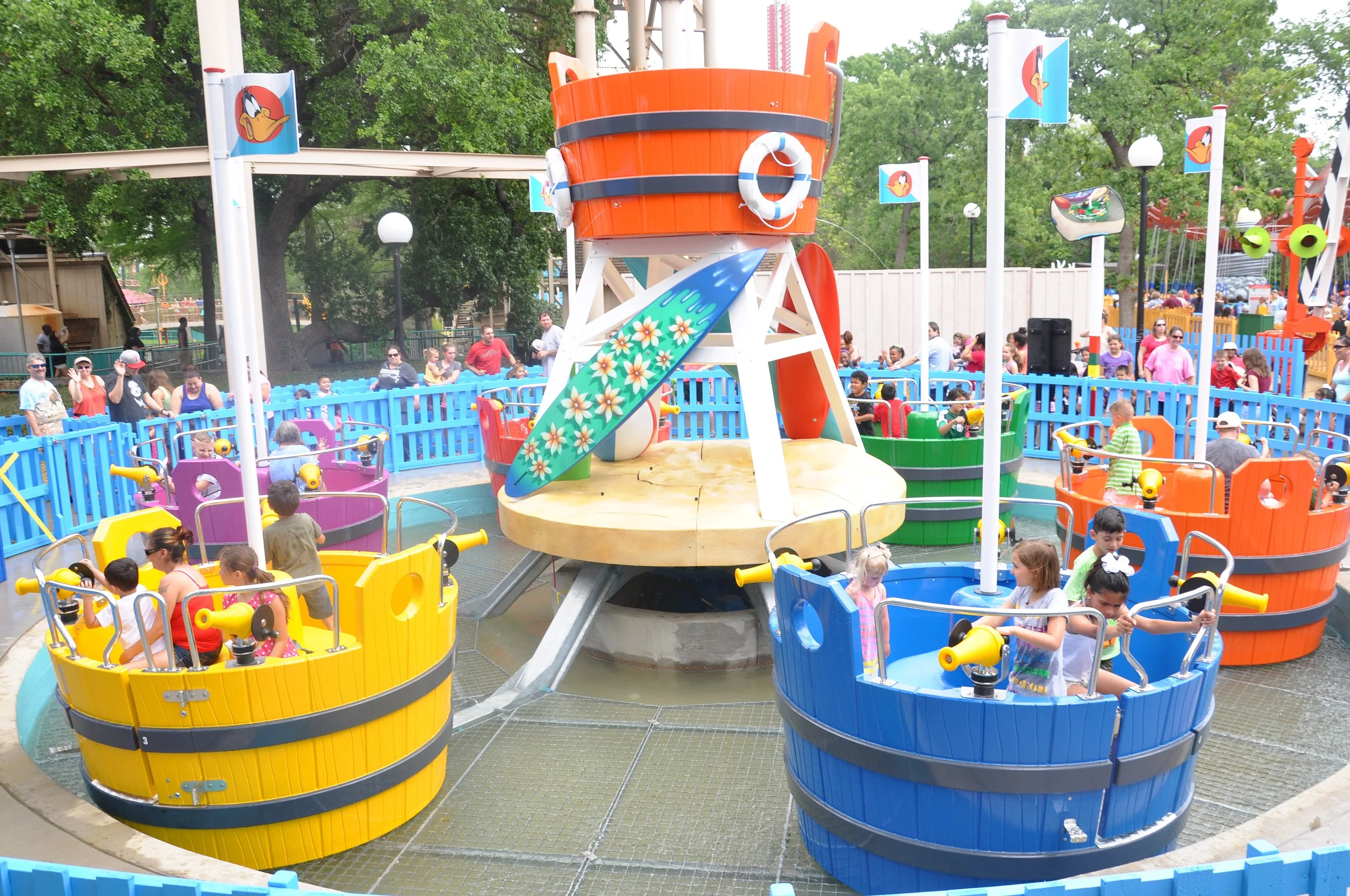 ●BOOM TOWN Bugs Bunny Boomtown — Bugs Bunny Boomtown Dallas-Fort Worth